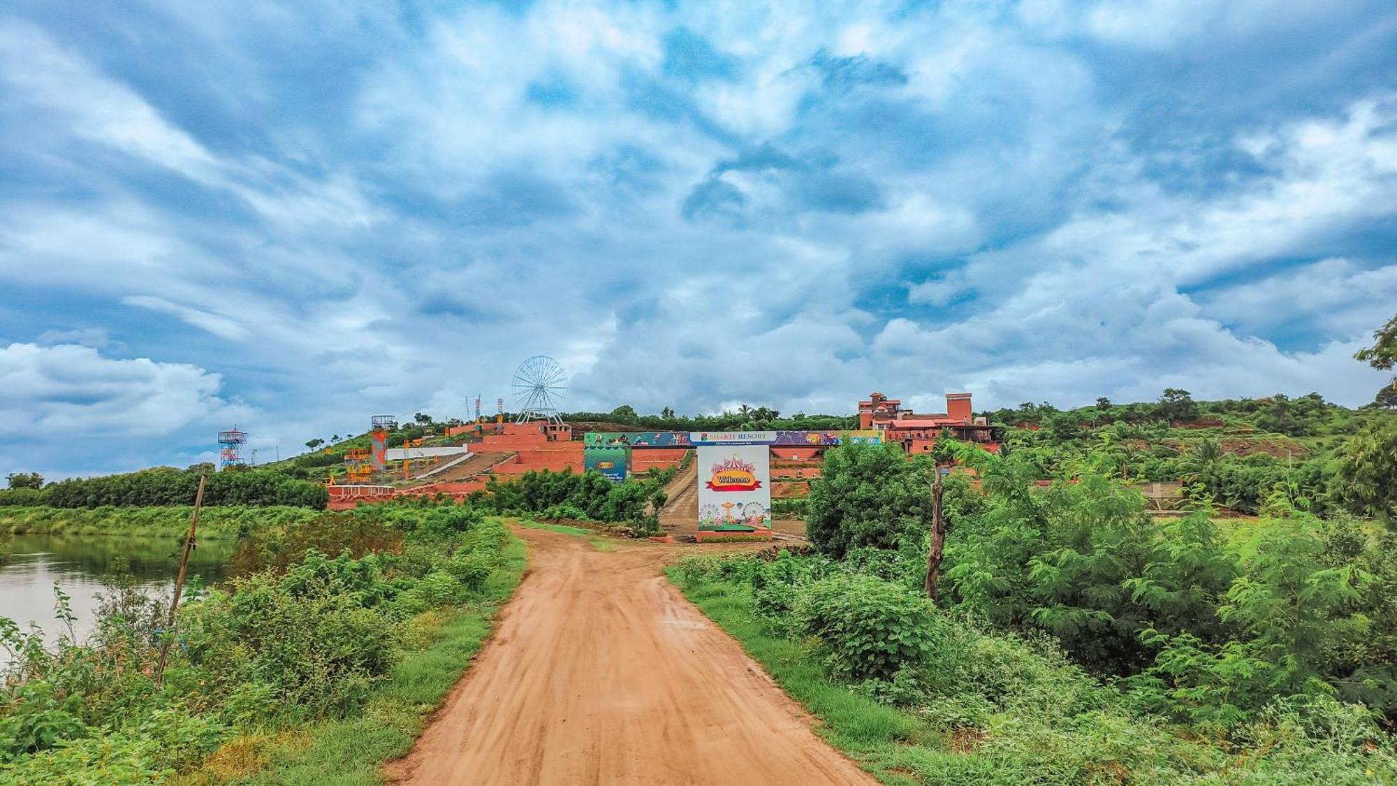 Regenta Bharti Amusement & Adventure Resort Pune, Urulikanchan Uruli Kanchan Luaran gambar
